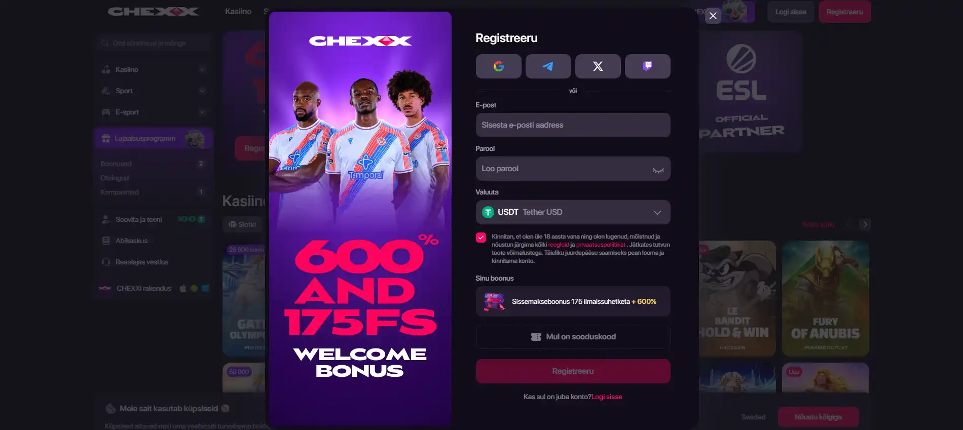 CHEXX-i registreerimisvorm e-posti ja parooli väljade ning Google'i, Telegrami ja WalletConnecti valikutega